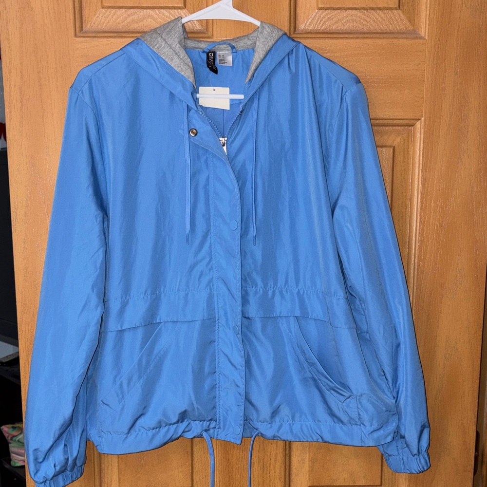 Trendy Brand New Jacket🔥